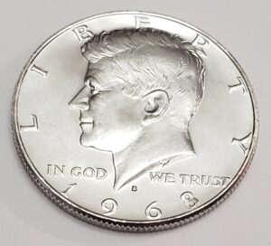 1968 D KENNEDY HALF DOLLAR  *40% SILVER*  **FREE SHIPPING**
