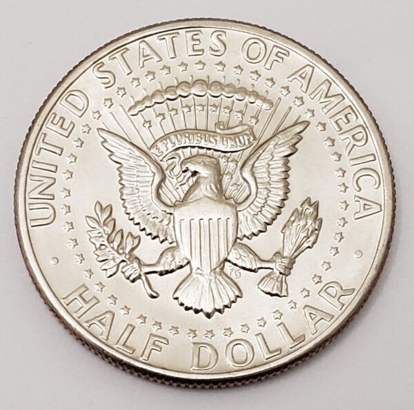 1985 P KENNEDY HALF DOLLAR  **FREE SHIPPING** - Image 2