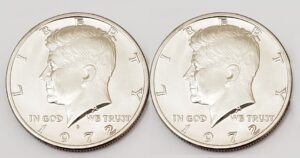 1972 P & D KENNEDY HALF DOLLAR SET (2 COINS)  **FREE SHIPPING**