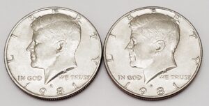 1981 P & D KENNEDY HALF DOLLAR SET (2 COINS)  **FREE SHIPPING**