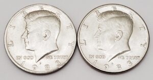 1983 P & D KENNEDY HALF DOLLAR SET (2 COINS)  **FREE SHIPPING**