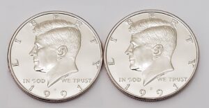 1991 P & D KENNEDY HALF DOLLAR SET (2 COINS)  **FREE SHIPPING**
