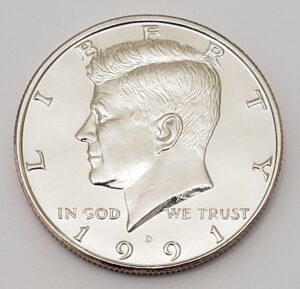 1991 D KENNEDY HALF DOLLAR  **FREE SHIPPING**