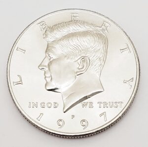 1997 P KENNEDY HALF DOLLAR  **FREE SHIPPING**
