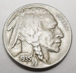 1935 P INDIAN HEAD "BUFFALO" NICKEL *GOOD OR BETTER* **FREE SHIPPING**