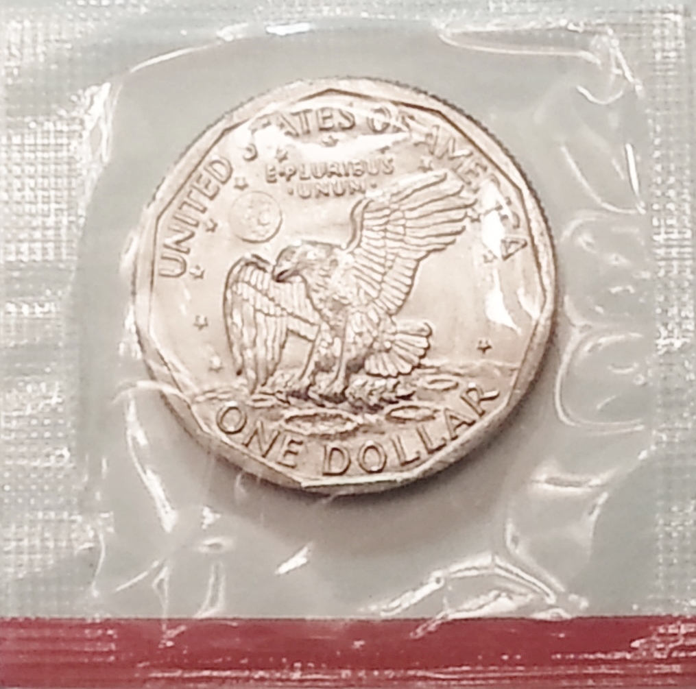 1981 P D S Susan B. Anthony Dollar Set (3 Coins) *MINT CELLO* **FREE SHIPPING** - Image 4